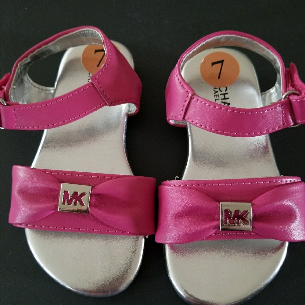 BNWOT Michael Kors toddler shoes